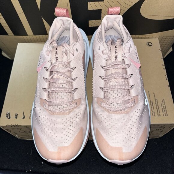 NEW Nike ZoomX Zegama 2 Trail Running Pink Oxford FD5191 601 Women Size 6.5 - Picture 3 of 6